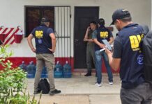 Allanaron un escuadrón de Gendarmería y la casa de un comandante tras el secuestro de 160 kilos de cocaína