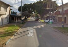Balearon a un niño de 13 años mientras jugaba en la vereda de su casa en Rosario