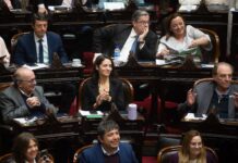 El peronismo intenta contener las versiones de ruptura en Diputados, pero no resuelve sus tensiones internas